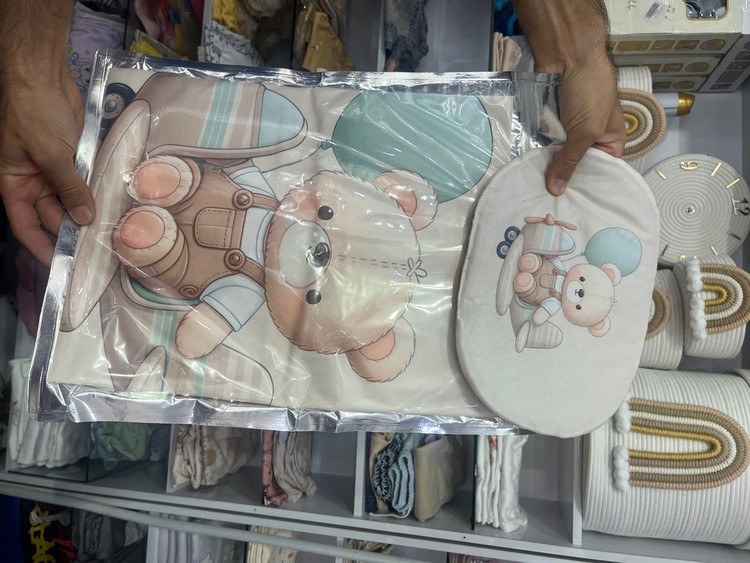 زیرانداز و تشک تعویض کودک مخمل همراه بامتکا سایز75*55