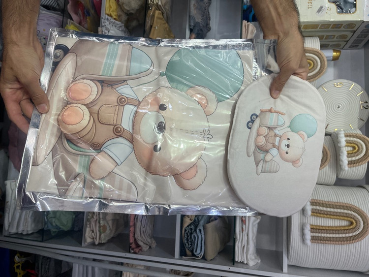 زیرانداز و تشک تعویض کودک مخمل همراه بامتکا سایز75*55